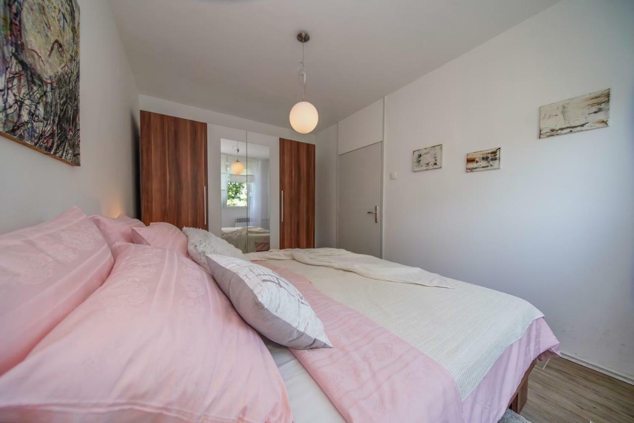 Apartment Happy Day Varaždin Eksteriør billede